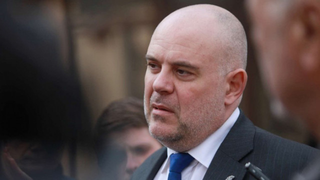 Гешев: Безкомпромисни сме срещу грабежите и убийствата на възрастни хора