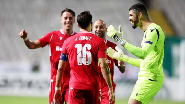 Жорди Гомес с невероятен гол и рекорд в Лига Европа