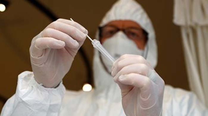 Украйна с рекордните 8312 случая на COVID-19 и 173 починали от заразата за денонощие