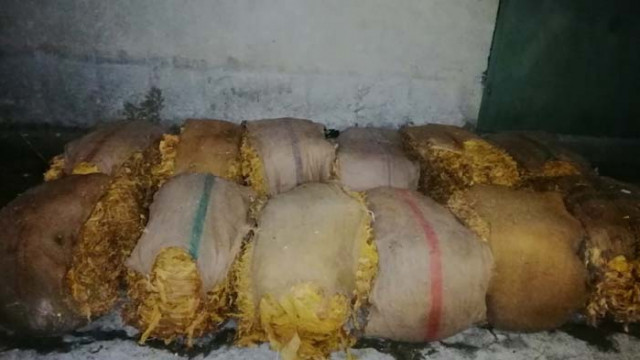 Петима мъже от Дългопол са задържани с голямо количество марихуана