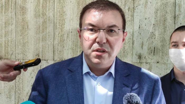 Законова промяна: Болници, които връщат болни с COVID-19, няма да работят с НЗОК