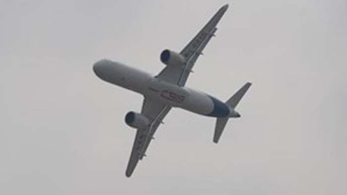 Пътническият самолет C919 бе представен на авиошоу в Нанчан