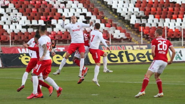 ЦСКА сломи съпротивата на Царско село в самия край