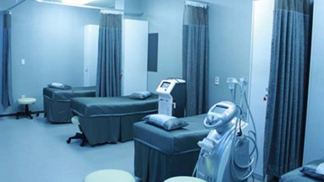 Най-голямата швейцарска болница е препълнена с болни от COVID-19