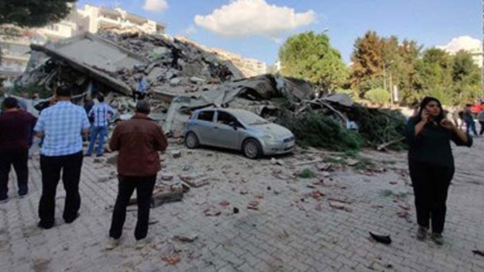 9 са задържани за разрушените при земетресението сгради в Измир