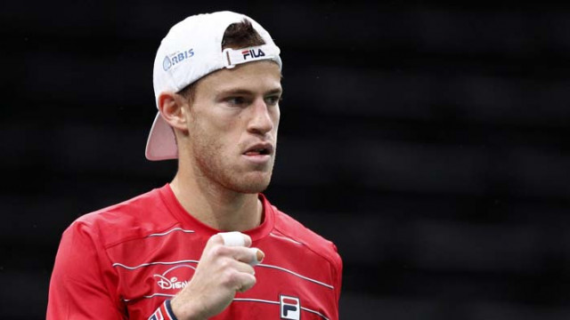 Шварцман е на две победи от дебют във Финалите на ATP