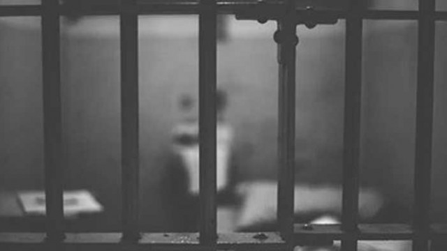 1 година затвор за кражба на 95 лв от вендинг машина