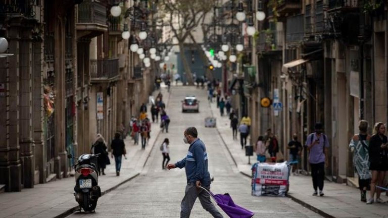 Испания: Нови 9 606 случая на COVID - 19, но и 368 починали