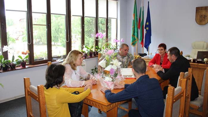 Община Тетевен награди Иван Стоянов от „Спортен клуб по борба Бенковски – Тетевен“