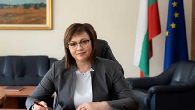 Изписаха Нинова от болницата, започва работа онлайн