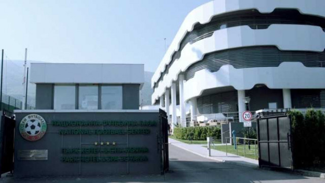 Спират efbet Лига, ако COVID-19 плъзне в още два отбора