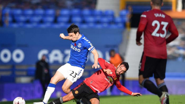 Юнайтед се върна на победния път срещу Евертън, Кавани с дебютен гол