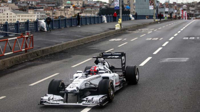 Формула 1 официално представи предварителния календар за 2021 г.