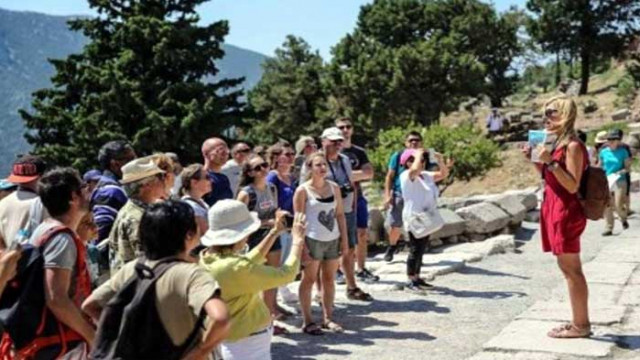 Екскурзоводи още чакат обещаните от правителството 3 милиона лева за сектора