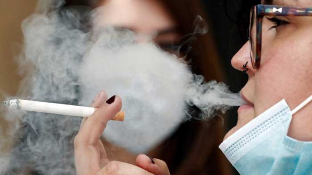 Турция забрани пушенето навън като мярка срещу COVID-19