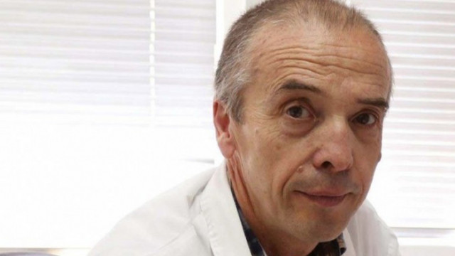 Двама от синовете на доц. Мангъров са заразени с коронавирус