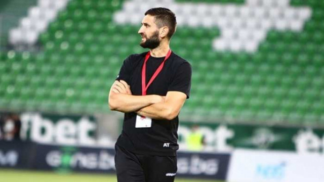 Загуба беляза дебюта на Тунчев в Локо Пд