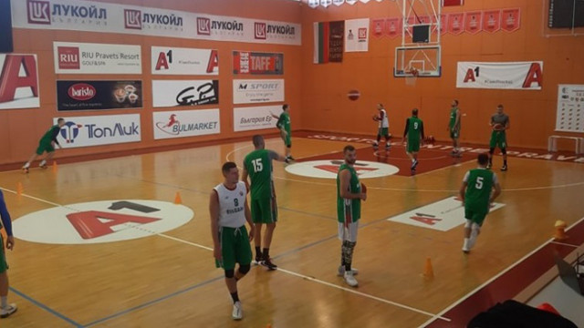 Баскетболните национали започнаха тренировки, има една промяна в състава
