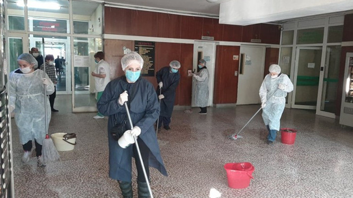 Доброволци от ПП ГЕРБ помагат в борбата с COVID-19 в различни градове на страната