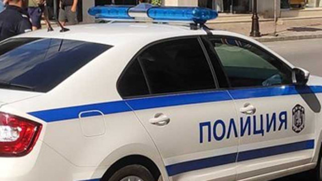 Майка закла двете си деца в Сандански