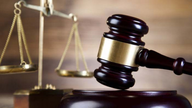 Съдят варненец за подкуп на полицаи