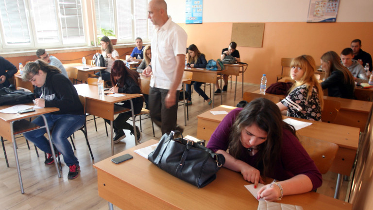 Учениците в Пазарджик се връщат в класните стаи от понеделник