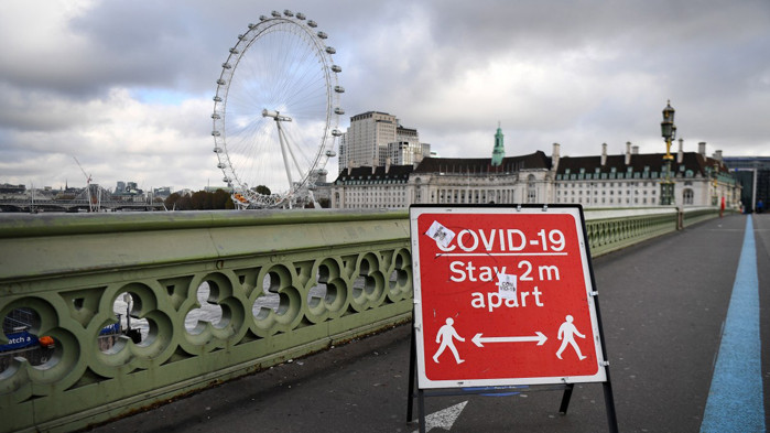 „Covid паспорти“ ще дават предимства на ваксинираните във Великобритания