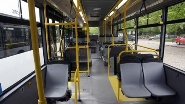 Кондуктори от Варна излязоха на протест