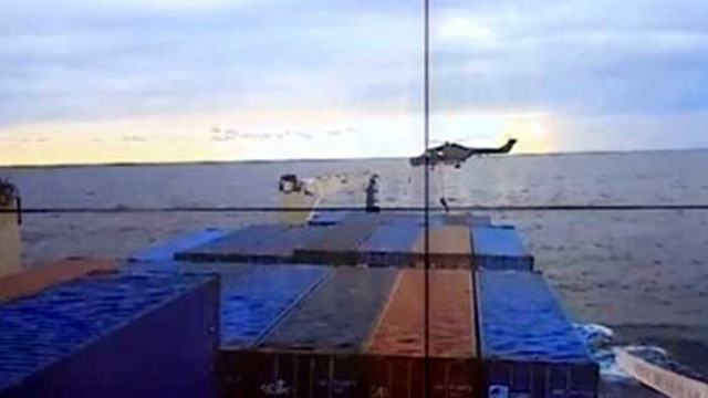 Германски войници претърсиха турски товарен кораб с храни за Либия