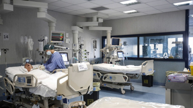 Италия със стъписващите над 800 починали от COVID-19 за 24 часа