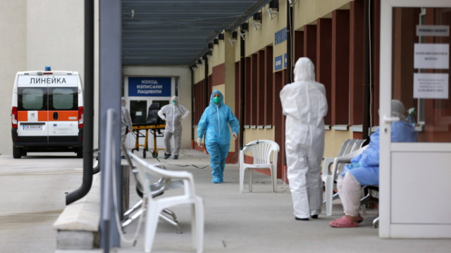 Над 230 души за преминали през Ковид зоните във Варна, направени са над 200 бързи теста