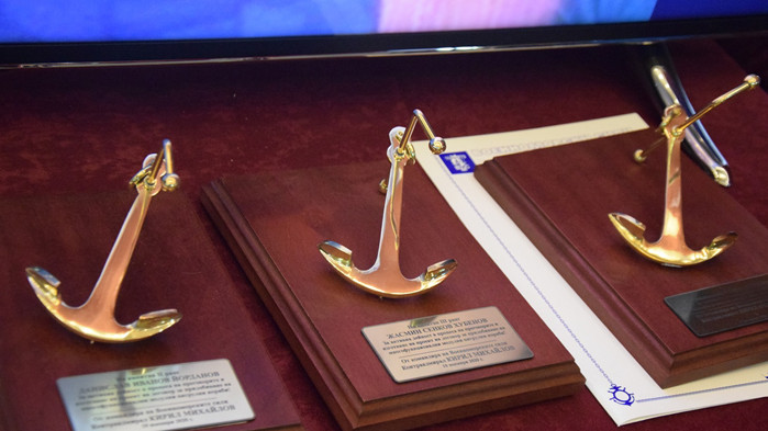 Награди за офицери от военноморските сили