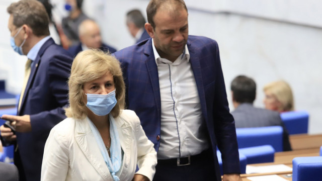 Ваксината е надежда, но е нужна повече медицинска информация