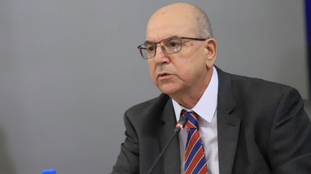 Проф. Гигов: Ползите от ваксинирането ще са повече от рисковете