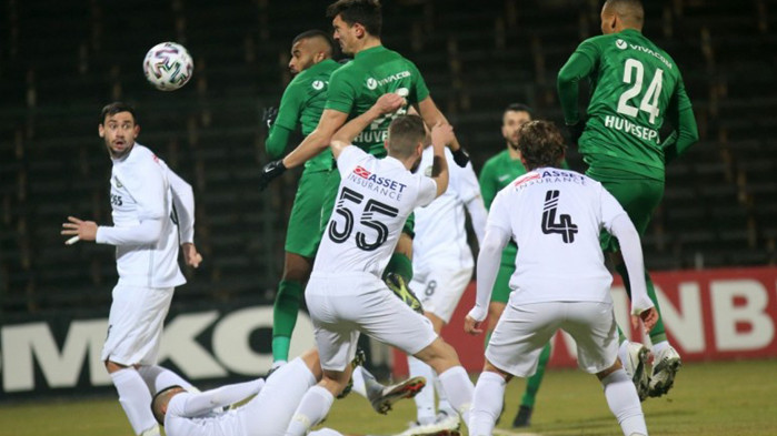 Лудогорец се завърна на върха в efbet лига