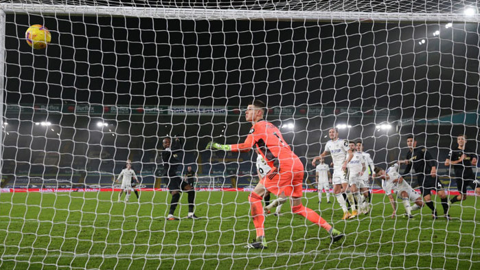 „Чуковете“ удариха Лийдс на „Еланд Роуд“