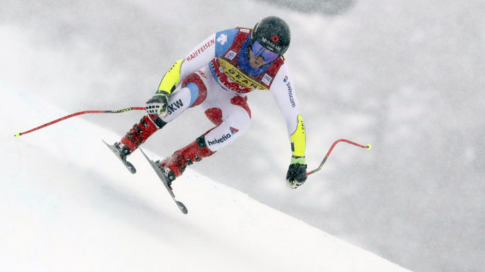 Кавийзъл триумфира в супер гигантския слалом във Вал д‘Изер