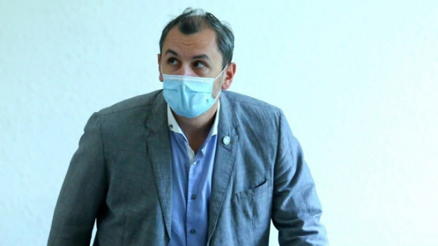 Доц. Михаил Околийски: Хората в България смятат, че пандемията е раздухана от медиите