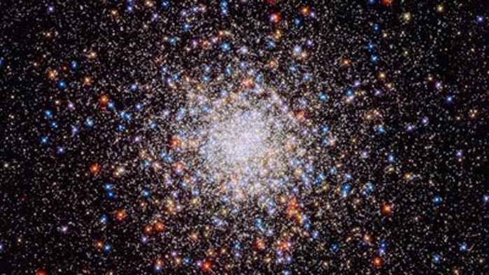 НАСА публикува 30 нови снимки от телескопа "Хъбъл"