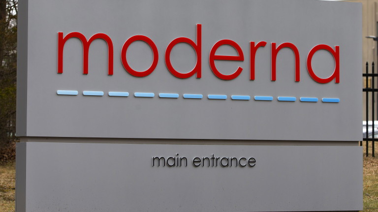 САЩ одобряват "безопасната и ефективна" ваксина на Moderna в петък