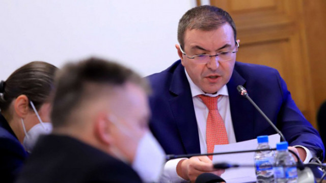 Предстои закупуването на 1 млн. броя бързи антигенни тестове