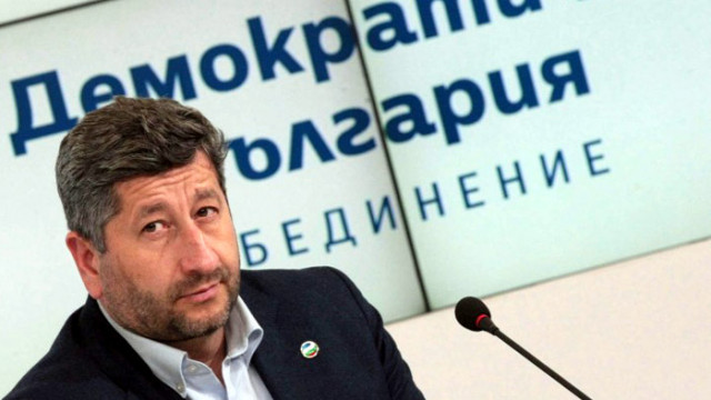 Христо Иванов опроверга Атанасов: „Като цяло“ не предвиждат коалиции