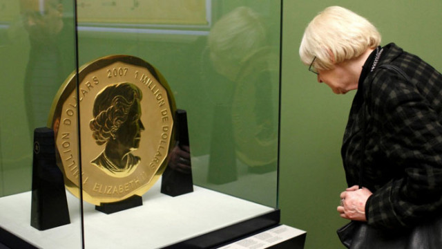 Германската полиция с акции в издирване на открадната гигантска златна монета