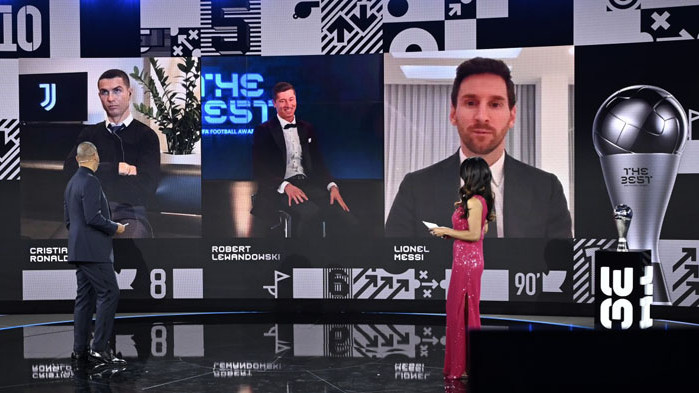 Левандовски е играч на годината в анкетата на ФИФА