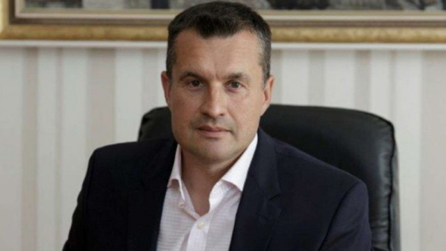 Бившият шеф на кабинета на Радев: Самоизолира се като подцени кризата