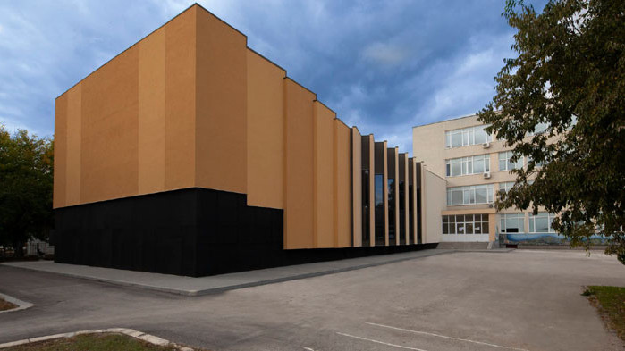 Новата зала на Първа езикова гимназия спечели национално отличие