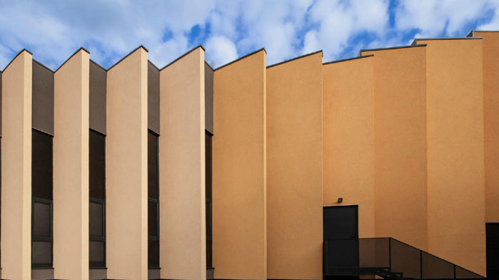 Новата зала на Първа езикова гимназия спечели национално отличие