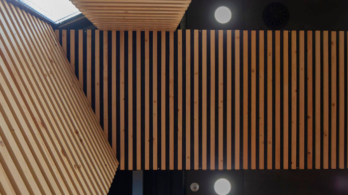 Новата зала на Първа езикова гимназия спечели национално отличие