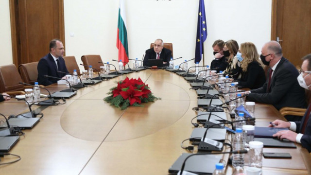 Правителството с готовност да подпомогне с ваксини страните от Западните Балканите