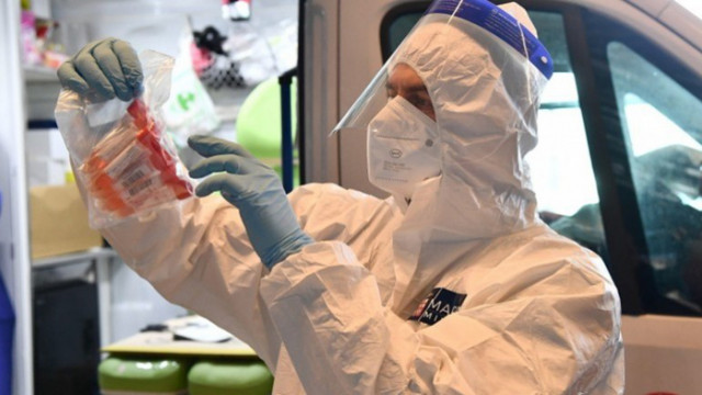 Новият щам на COVID-19 можел по-лесно да заразява децата?